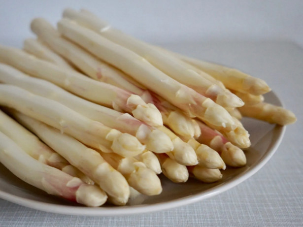 Asparagus-Tips-û-Cuts